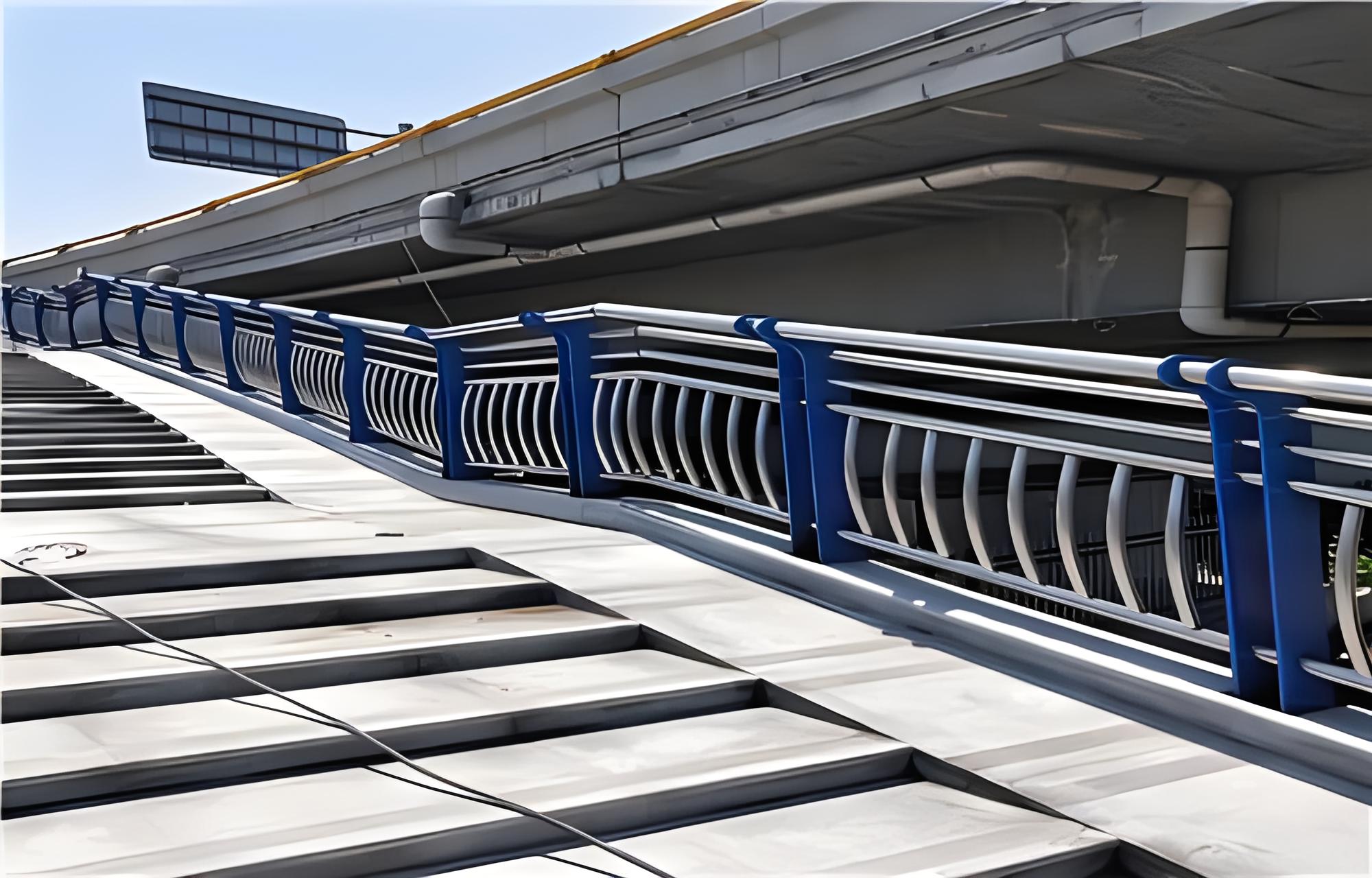 南开不锈钢桥梁护栏维护方案：确保安全，延长使用寿命